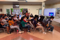 Estudiantes participan de la Charla de Nutrición