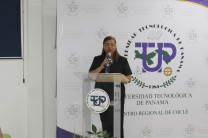 Palabras de bienvenida por la subdirectora de Investigación Postgrado y Extensión, Ing. Yaneth Gutiérrez  