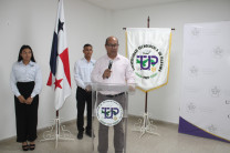 Palabras de bienvenida del Ing. Carlos Marín, Subdirector Académico.