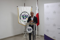 Palabras de bienvenida del Ing. Efraín Conte, Director del Centro Regional de Coclé.