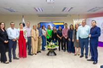 El evento reunió a líderes empresariales de la región, quienes compartieron sus experiencias, desafíos y aprendizajes. El evento reunió a líderes empresariales de la región, quienes compartieron sus experiencias, desafíos y aprendizajes.