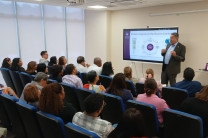 Secretario de Metas de la UTP, Dr. Martín Candanedo.