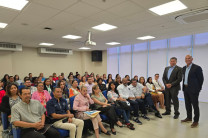 Expositores del taller junto a participantes del taller.