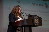 La Dra. Teresa Cuerdo, del Instituto de Ciencia de la Construcción en España se refirió a la calidad ambiental.