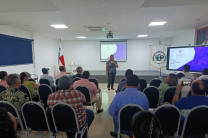 Presentación sobre Sostenibilidad en la reunión de entrega de horarios del II semestre 2026