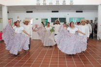Presentación del conjunto de baile Alma Universitaria, del Centro Regional de Coclé.
