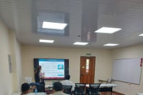 La Dra. Marina Arrieta Dillon, visitante del Programa de Maestría, impartió clases a los estudiantes del Programa de Maestría en Ciencias de la Ingeniería Mecánica en Azuero.