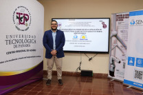 El Ing. Adalberto Nieto sustenta su tesis de Maestría. El Ing. Adalberto Nieto sustenta su tesis de Maestría.