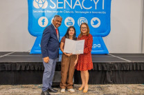 Diana Mendoza, estudiante de la Licenciatura en Ciberseguridad, de la Facultad de Ingeniería de Sistemas Computacionales. Diana Mendoza, estudiante de la Licenciatura en Ciberseguridad, de la Facultad de Ingeniería de Sistemas Computacionales.