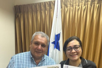 Autoridades del Centro Regional de Veraguas, recibieron información sobre el Programa de Maestría: Ing. Adriano Martínez (Director) 