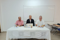 Profesores jurados Mgtr. José Polo, asesor, el Mgtr. Miguel López y Mgtr. Carlos González Profesores jurados Mgtr. José Polo, asesor, el Mgtr. Miguel López y Mgtr. Carlos González