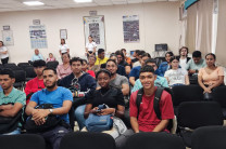 Estudiantes participan de la Jornada UTP Panamá Oeste Recicla. 