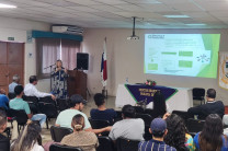 Conferencista Lic. Mariela Gnasso, Gerente Administrativa de la Empresa Recicla Panamá S. A.