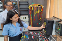 Recorrido en el laboratorio de eléctrica 