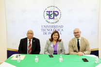 Autoridades presentes. Autoridades presentes.