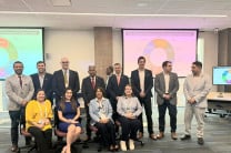 Delegación panameña en la exposición.