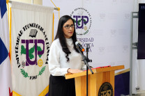 Mgtr. Ana Raquel Santamaría, secretaria general y fiscal suplente, de la Fiscalía General Electoral.