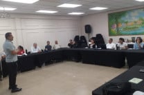 La bienvenida a los participantes del Diplomado de forma presencial fue dada por el Dr. Félix Henríquez, director del CINEMI y Coordinador del diplomado.