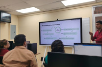 Estudiante Jean Zambrano, de la Licenciatura en Ingeniería de Sistemas y Computación.