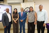 Mgtr. Amir Atencio, Melanie Sánchez, José Castillo, Dra. Karen Caballero y Mgtr. Edwin Lewis
