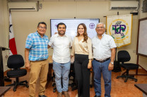 El trabajo fue desarrollado bajo la asesoría del Ing. Aníbal Santos y evaluado por los jurados Ing. Luis Muñoz e Ing. Miguel Sánchez.