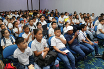 Taller de Robótica se acerca a los estudiantes en la Feria del Libro. Taller de Robótica se acerca a los estudiantes en la Feria del Libro.