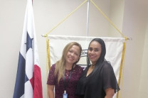 Magíster Iris Higuera y Magíster Marleni Castrellón.