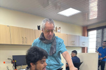 Presentación de avances de tesis y retroalimentación por parte del profesor visitante Presentación de avances de tesis y retroalimentación por parte del profesor visitante