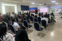 Turno vespertino a cargo del Lcdo. Maxs Barrera.