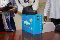 Nuevo calzado para los agentes de seguridad.
