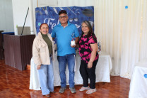 Dra. Iveth Moreno, el Sr. Olmedo Hernández y la Mgtr. Cecilia de Beitia
