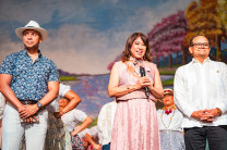 La rectora de la UTP, Dra. Ángela Laguna Caicedo brindo las palabras de bienvenida a este nutrido y colorido evento que resalta las culturas de nuestro país.  