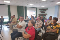 Colaboradores de la UTP en el seminario.