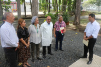 La comitiva del MIDA fue recibida por investigadores del CEPIA. La comitiva del MIDA fue recibida por investigadores del CEPIA.