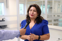 La Consultora en Transición Digital de la Delegación de la UE (EUreCA), Sra. Iris Palma, explicó el motivo de la visita de la UTP sobre proyectos sostenibles. 