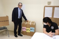Ing. Héctor Montemayor, Rector de la UTP, ejerció su derecho a voto.