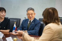 La Embajada de la República de Corea del Sur en Panamá mostró interés en brindar clases del idioma coreano.
