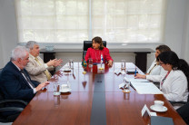 Autoridades de la UTP acompañaron a la rectora Dra. Ángela Laguna C. para la conversación con el diplomático brasileño. 