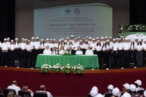 Más de 130 estudiantes de la FISC reciben sus cascos ingenieriles 