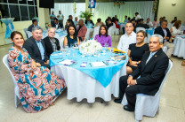 Mesa principal de la cena.