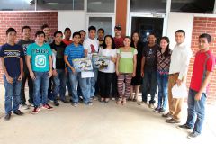 Estudiantes  de la FISC donan brazos robóticos