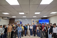 Estudiantes participan de la Conferencia del El Ing. Pablo Morán, presentó la ponencia: “La red 0G y el Internet de las cosas