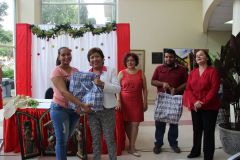 Entrega de Bolsas Navideñas en la UTP 