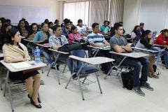 Sesión Informativa de Becas para Estudiantes de la UTP 