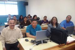 Miembros de las comisiones de servicio social de la UTP participaron en reunión 