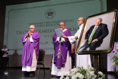 El homenaje inició con una homilía presidida por Monseñor José Domingo Ulloa, Arzobispo de Panamá.