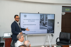 Autoridades de la UTP presentan al Ministro José Ramón Icaza el anteproyecto para los dormitorios universitarios de la UTP 