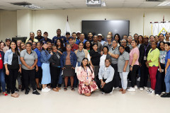 Foto grupal de la actividad en la FII.