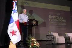 Dr. Carlos Medina, Director de Investigación de la UTP.