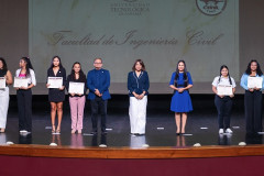 Estudiantes de la FIC.